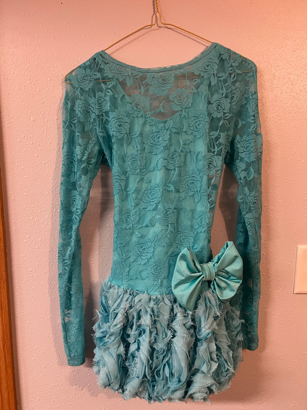 TURQUOISE LACE JAZZ DRESS