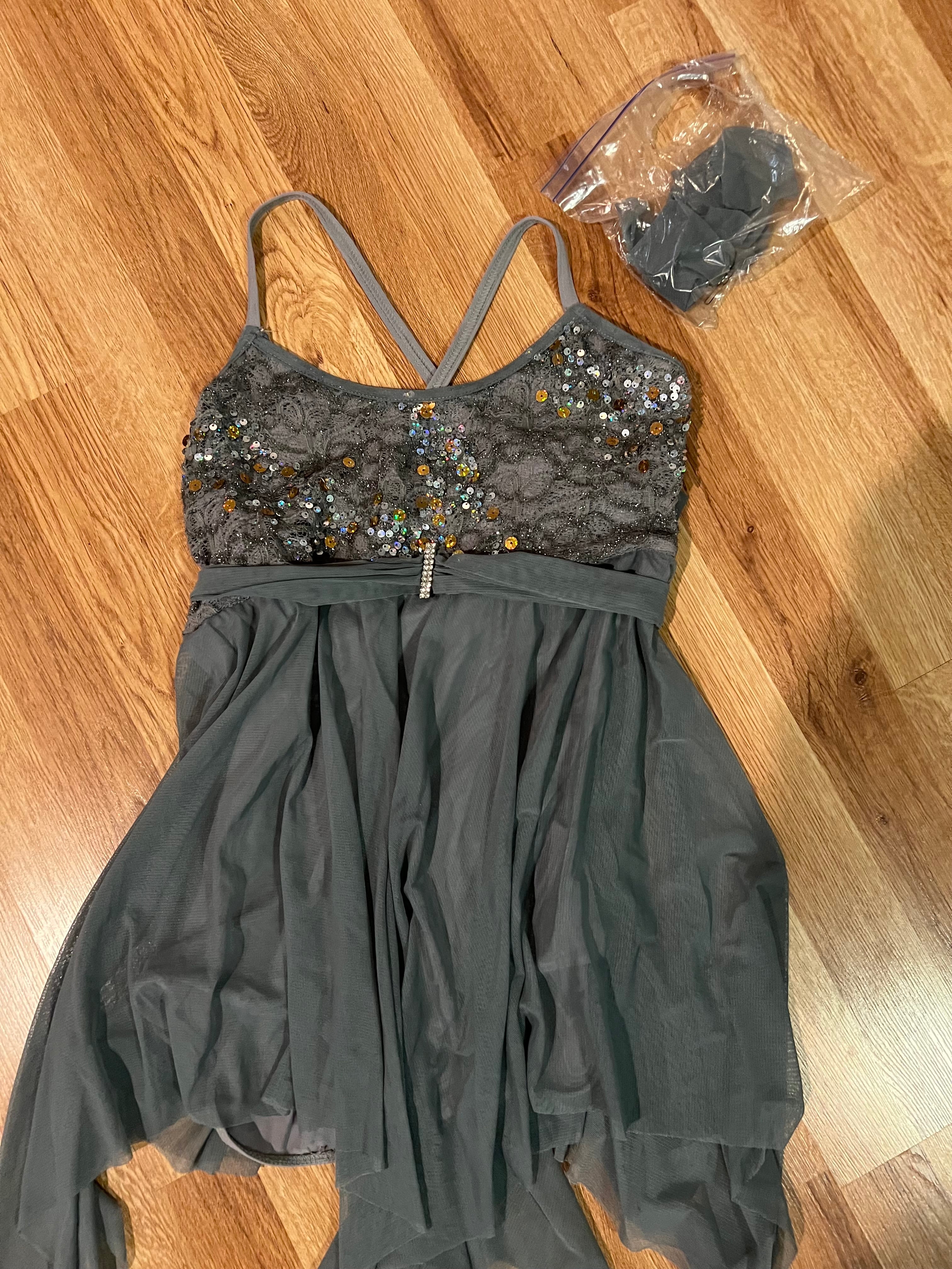 GREY LYRICAL DRESS.