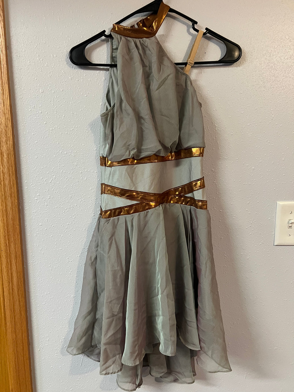 LIGHT GREEN/GOLD DRESS