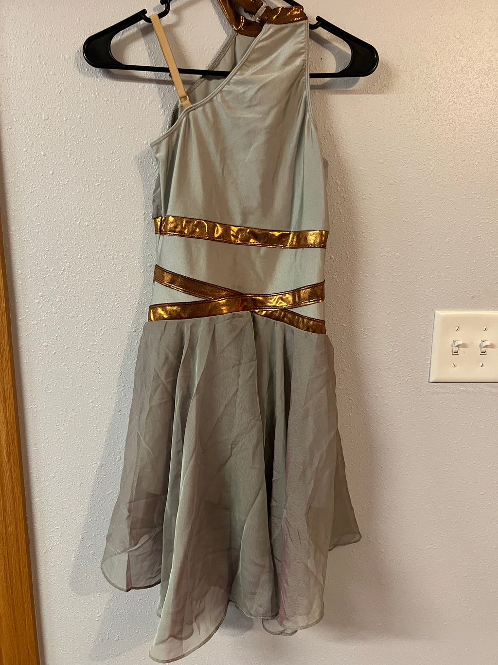 LIGHT GREEN/GOLD DRESS