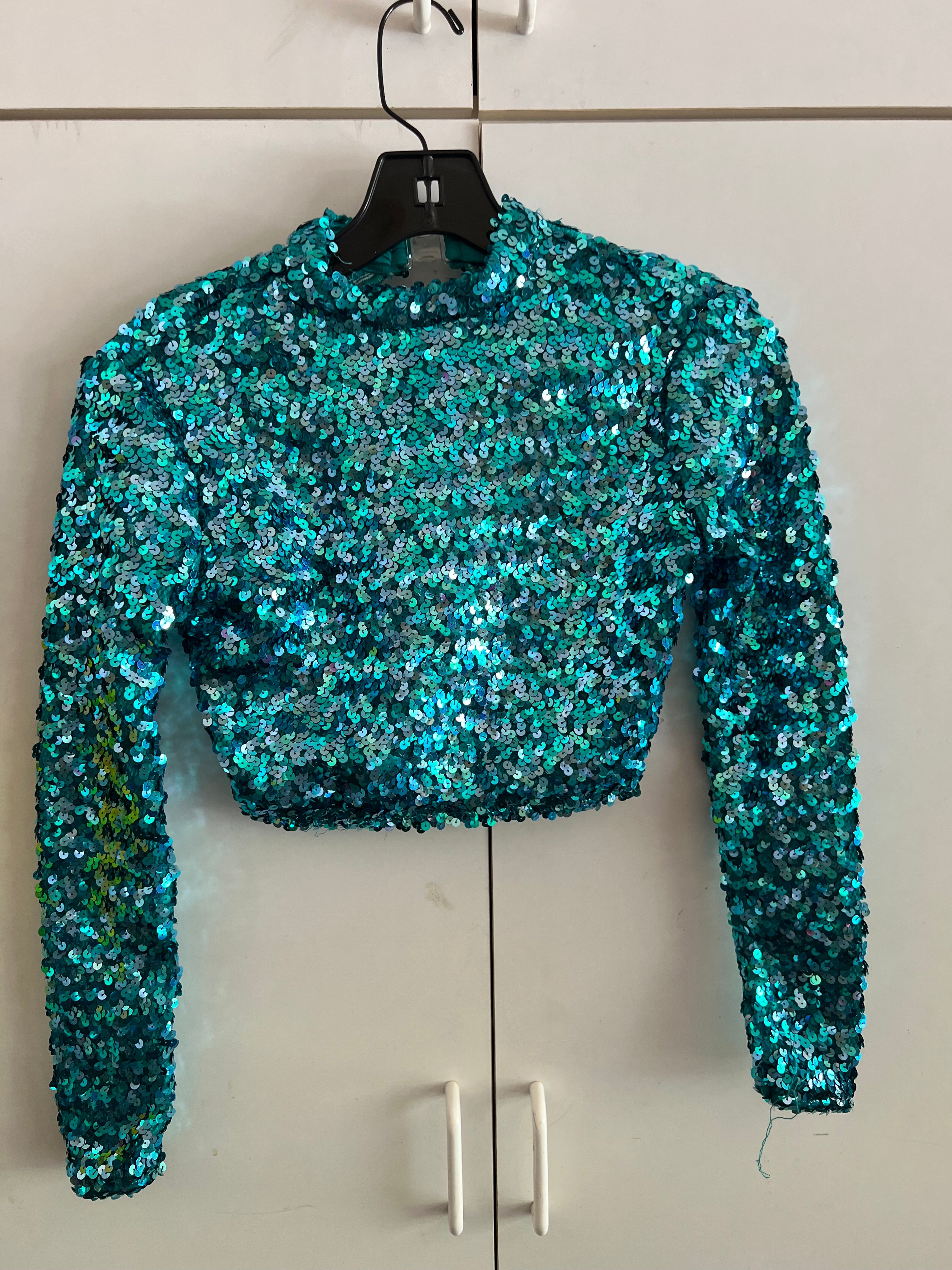 TURQUOISE SEQUIN TOP