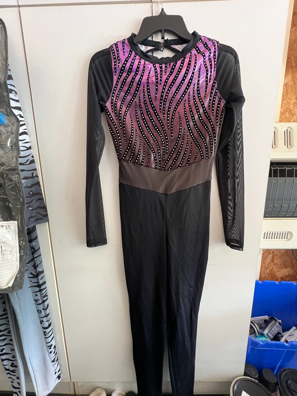 BLACK AND PURPLE WITH CRYSTALS KICK OUTFIT