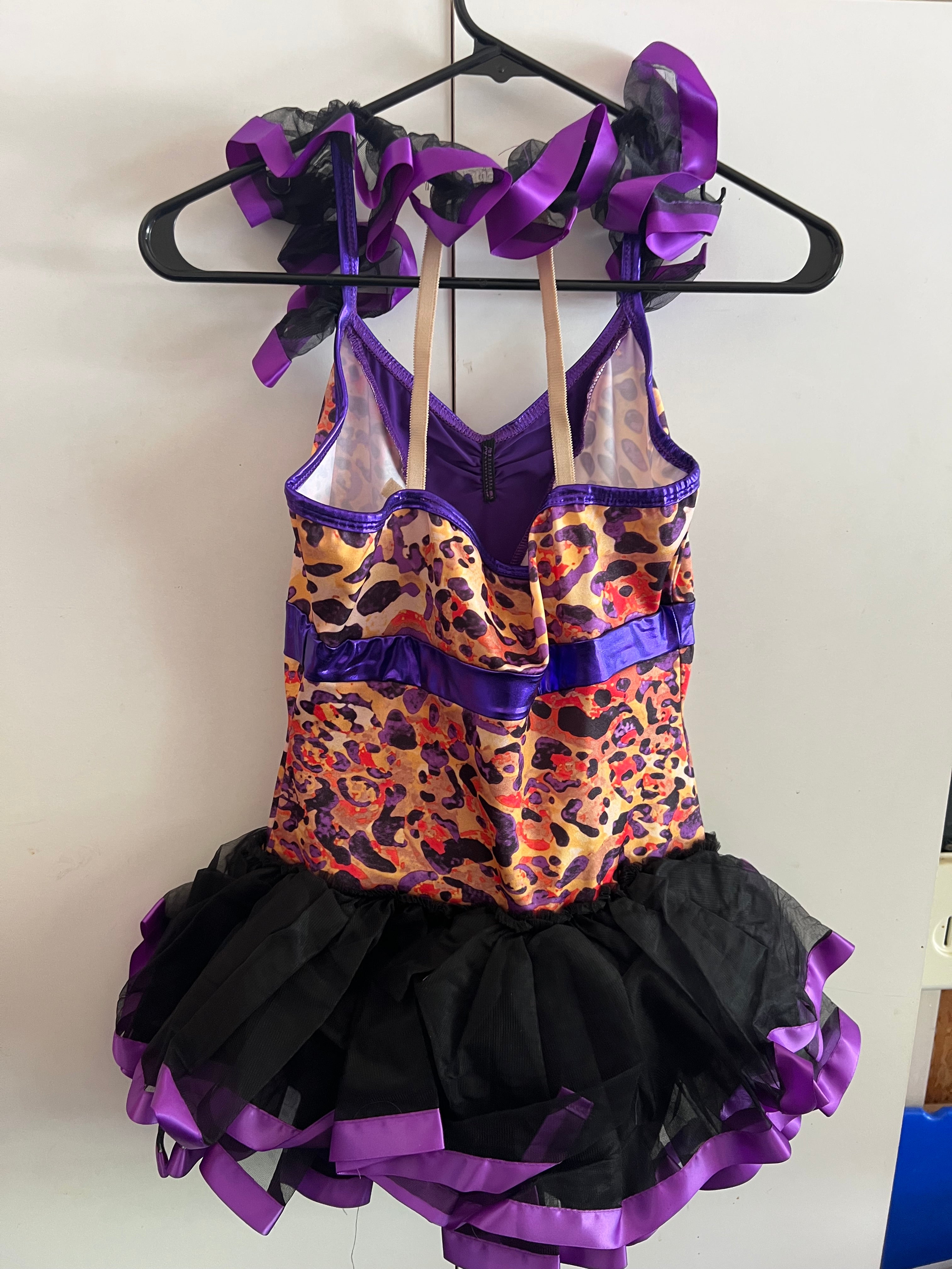 PURPLE AND YELLOW DRESS.    BAMBOLEO